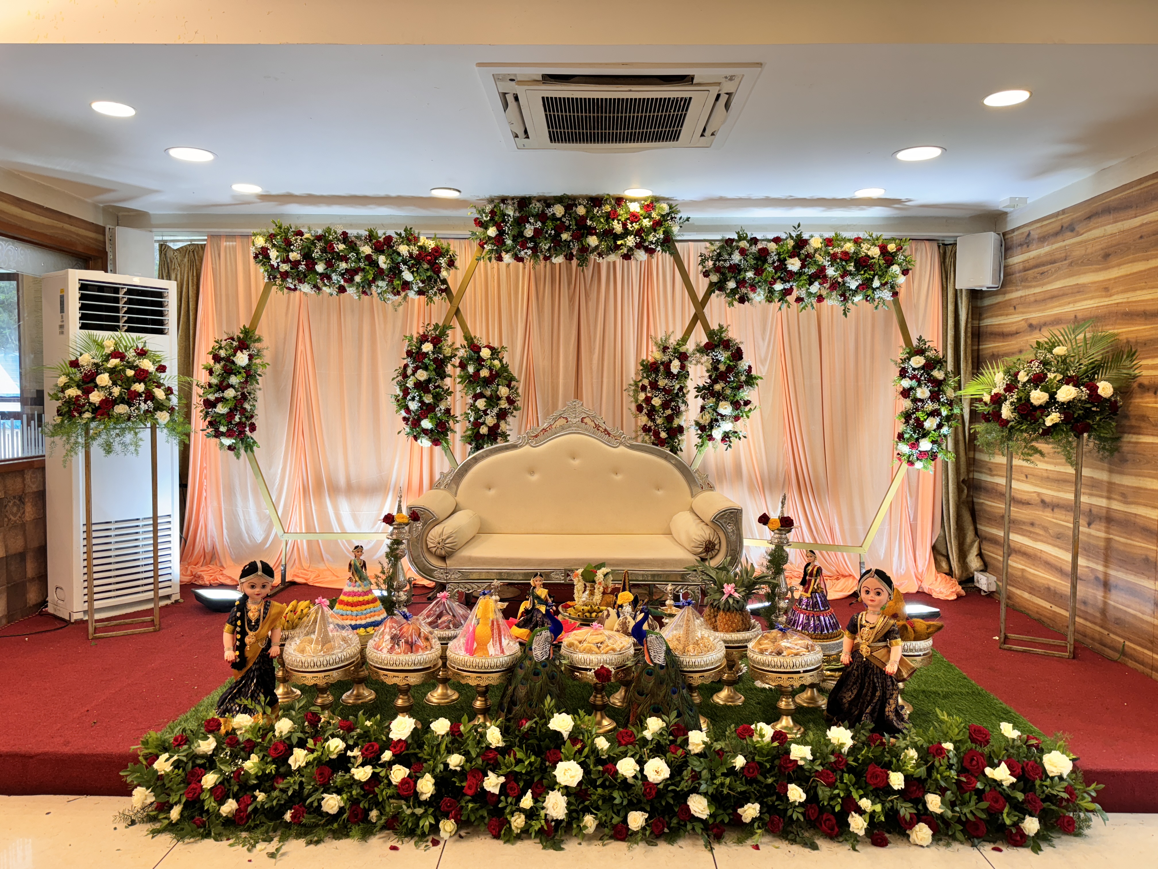 Royal Elegant Decoration